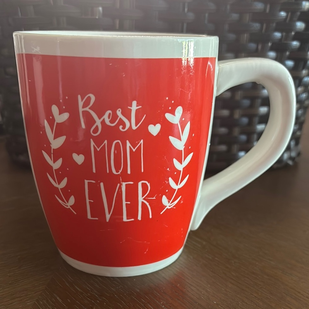 Red 'Best Mom Ever' Mug